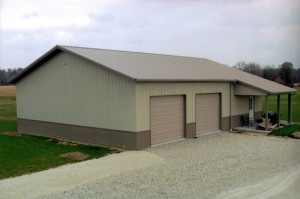 36' x 48' with an 8' x 20' porch